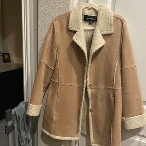 Weatherproof Tan Teddy Jacket with Cream Accents